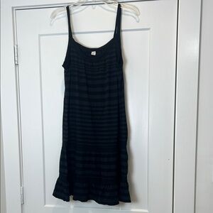 Old Navy Black and grey striped  Tiered Ruffled Dress size large.